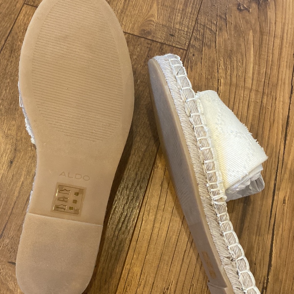 Brand New ALDO Raffia Slides - Picture 4 of 5
